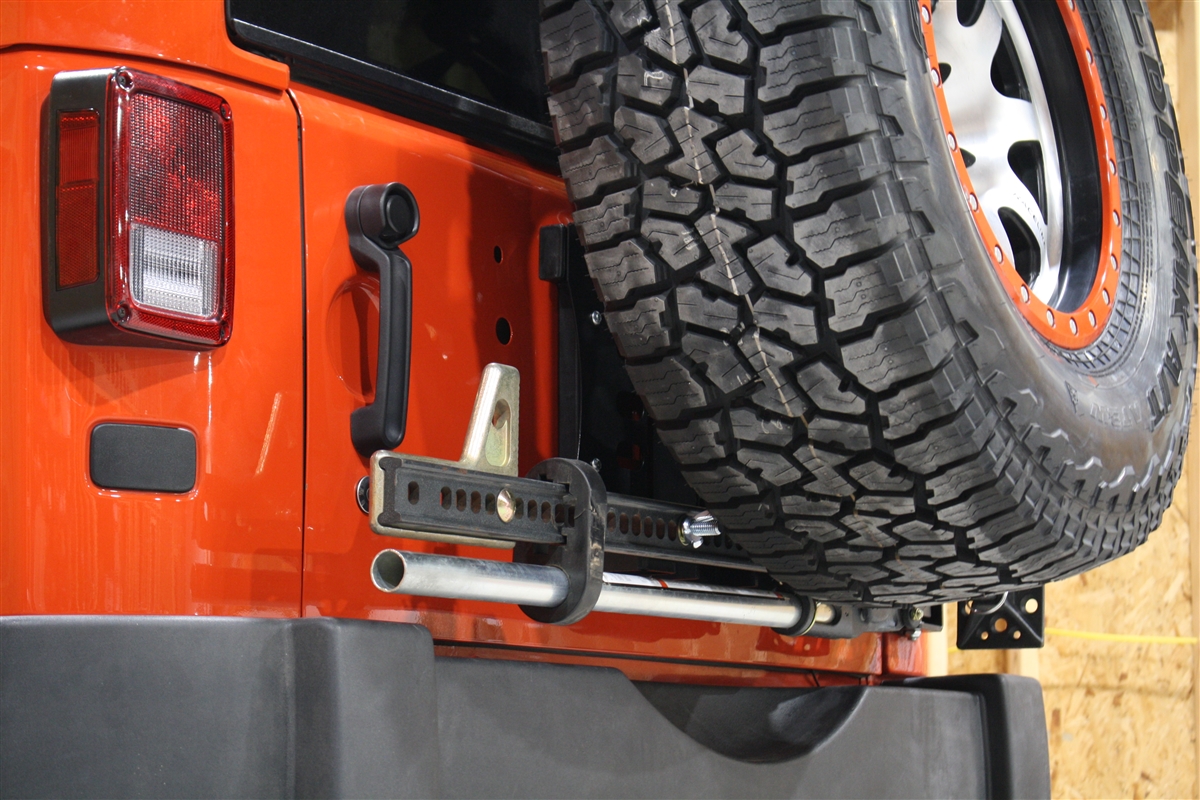 Rock Hard 4x4™ Freedom Series Body Mount Tire Carrier for Jeep  Wrangler JK 2007 - 2018 [RH-5050]